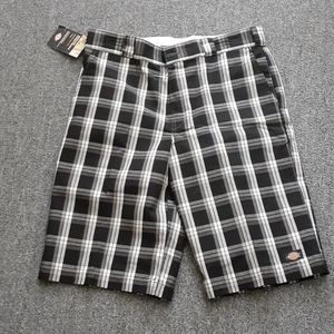 Dickies Men's Plaid Short